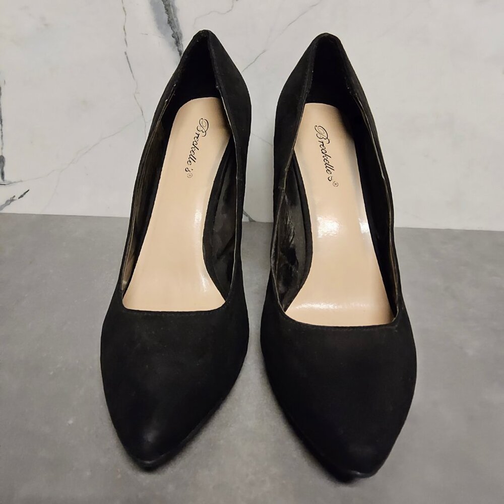 Size 11 black suede heels $12